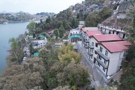 Hibiscus Lake View Hotel