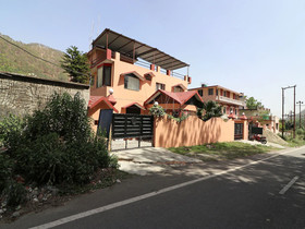 Holiday Homes By OYO Rooms