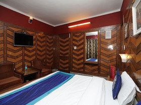 Hotel Ankur Plaza Deluxe by OYO Rooms