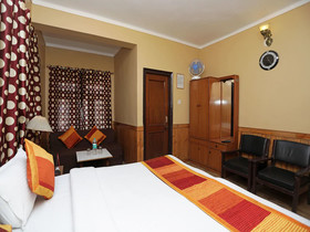 Hotel Ankur Plaza Deluxe by OYO Rooms