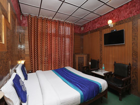 Hotel Ankur Plaza Deluxe by OYO Rooms