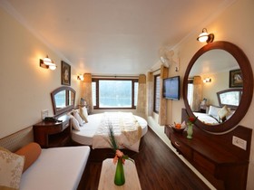 Hotel Happy Home - The Lake Paradise
