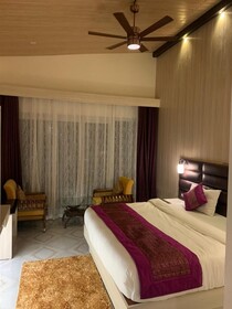 Hotel Jp Regency
