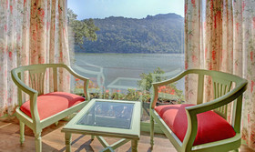 Lake Side Inn