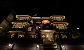 Lake Side Inn