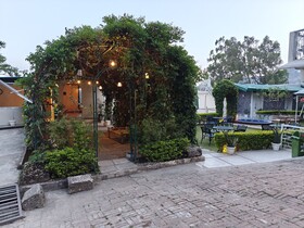 Maati Signature Collection by Eight Continents