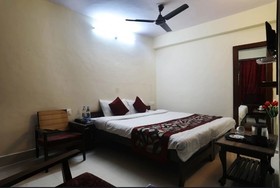 Oak Shade Hotel