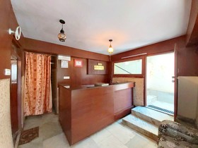 Oak Valley Inn by Goroomgo