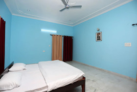 OYO 10774 Home 2BHK Singh Cottage Bhimtal