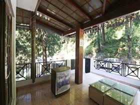 OYO 22268 The Janvi Cottage