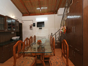OYO 22268 The Janvi Cottage
