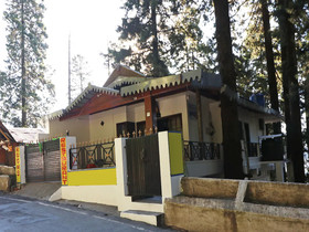 OYO 22268 The Janvi Cottage