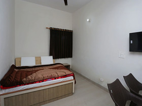 Sumanglam Homestay by OYO Rooms