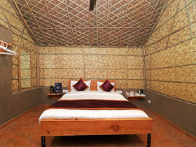 The Gharonda Hut by OYO Rooms