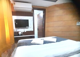Hotel Asha Delight