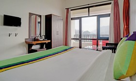 Hotel Spring Birds by Treebo