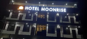 Hotel Moon Rise