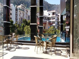 Moustache Rishikesh Luxuria