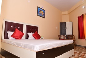 Hotel Mountain View And Rooftop Restaurant