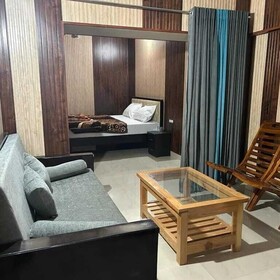 Hotel Monal