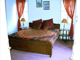 Taradale Cottage