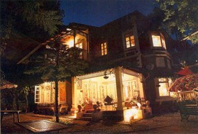 Taradale Cottage