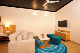 Abn Sarovar Portico Jim Corbett