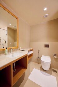 Abn Sarovar Portico Jim Corbett