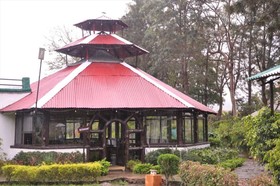 Casa Q Corbett Resort