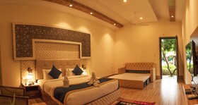 Clarissa Resort Corbett