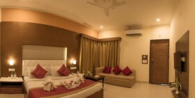 Clarissa Resort Corbett