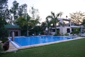 Clarissa Resort Corbett