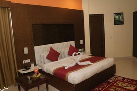 Clarissa Resort Corbett