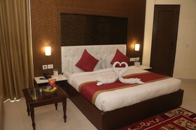 Clarissa Resort Corbett