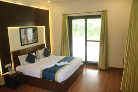 Clarissa Resort Corbett