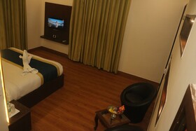 Clarissa Resort Corbett