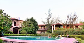 Alaya Resorts & Spa Corbett