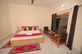 FabHotel Corbett Green View Garden & Stay