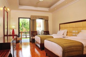 Le ROI Corbett Resort