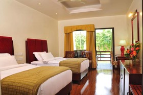 Le ROI Corbett Resort