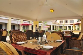 Le ROI Corbett Resort