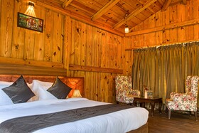 Pumpkin Hotels Corbett Tusk N Wood