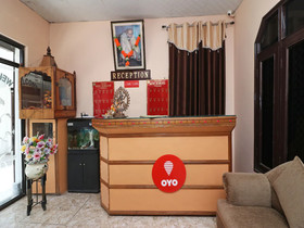 Flagship 13686 Rudraksh Hotel
