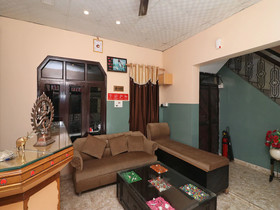 Flagship 13686 Rudraksh Hotel