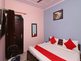 Flagship 13686 Rudraksh Hotel