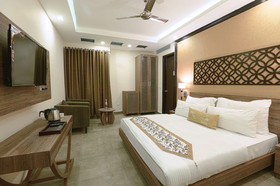 Safari Park Resort