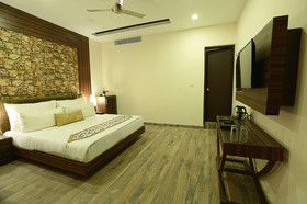 Safari Park Resort