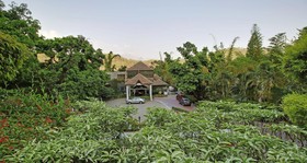 Wood Castle Spa & Resort