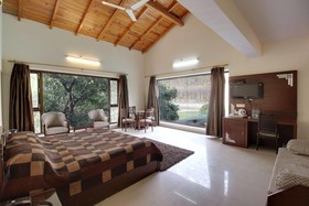 Wood Castle Spa & Resort