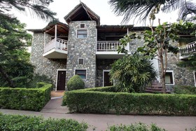 Wood Castle Spa & Resort
